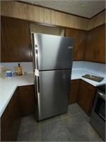 Frigidaire Refrigerator w/Stainless Steel Front