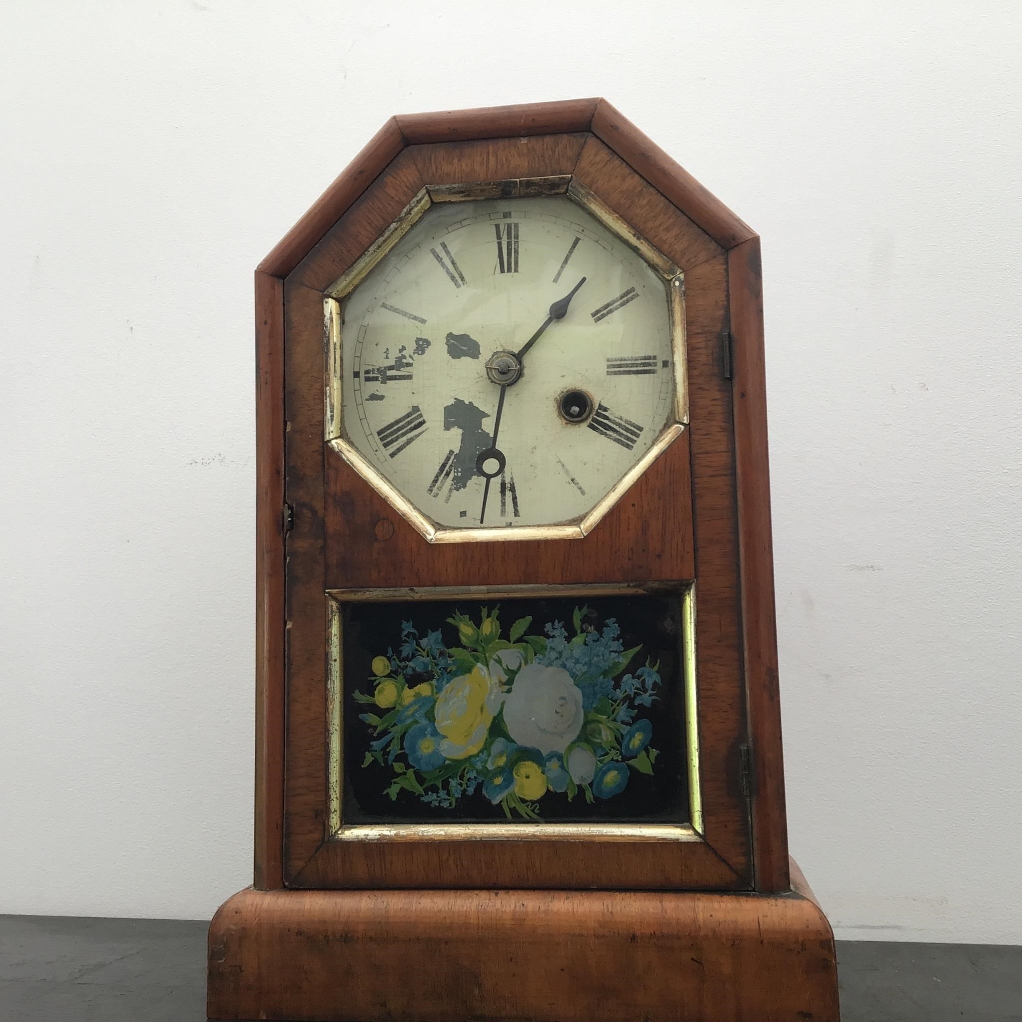 MANTLE CLOCK