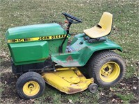 John Deere 314 Classic Lawn Tractor w/ Mower De