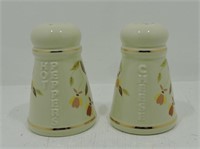 Hall Autumn Leaf cheese and hot pepper shaker,