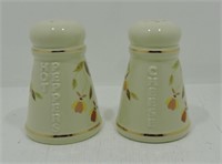 Hall Autumn Leaf cheese and hot pepper shaker,
