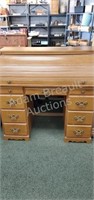 Vintage 7 drawer roll top desk, good condition