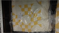 white and yellow quilt 82x92