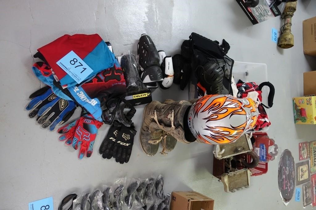indenlandske Assassin patois Motocross udstyr. | Campen Auktioner A/S