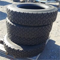 4-- 11R24.5 Tires
