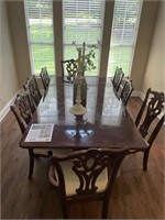 68"x44"x29" Nice dining table and 8 chairs  and 2