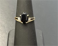 10KT Ring with Black Jet Stone