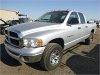 2005 Dodge Ram 1500 4x4 Extra Cab Pickup Truck