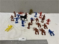 Vintage Lot of Toys Plastic Cowboy & Indians