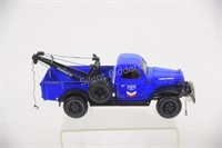 1946 Dodge Power Wagon Tow Truck, 1:25 Scale