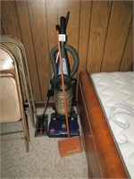 BISSEL CARPET CLEANER, 2 SWEEPERS