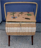 Vintage Mid Century Lady's Sewing Basket
