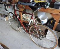 Champion Aluminum Frame 8 Speed Bike