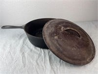 Wagner Ware Cast Iron Pan with Lid