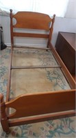 Maple Single Bed-headboard/footboard*Good Cond*