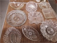 VINTAGE GLASSWARE LOT