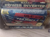 750 Watt Power Inverter  "NEW"