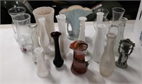 Assorted Vases (1 believed to be a Fenton vase)