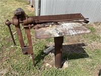 The Columbian Hardware Co. Vise on Stand