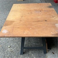 Workbench Table on metal base