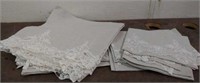 (6) Table Runners