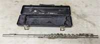 ARMSTRONG FLUTE AND CASE