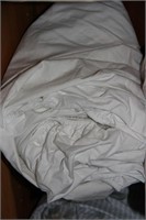 Twin-size white fitted sheet