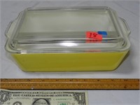 Pyrex Dish Yellow w/ Lid