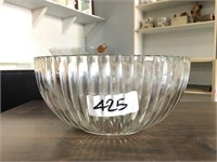 Round Glass Punch Bowl With Jagged Edges No