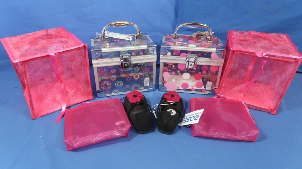 2 Caboodles Cosmetic Organizers, 6 Childs Self