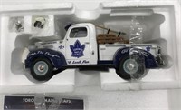 New Toronto Maple Leafs 1:25 Scale Truck