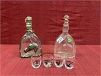 2 Decanters with 4 themed shot glasses: