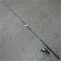 Shakespeare Fishing Rod & Shimano 2000 Reel