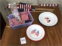 American Flags & Patriotic Plates (2)