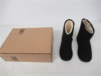 Women's Size 9.5 Fleece Lined Boots, Black