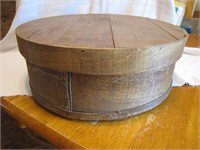 Large Vintage Cheese Box 15" x 5&1/2"