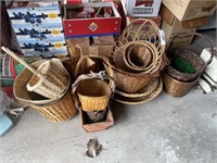 BASKET COLLECTION