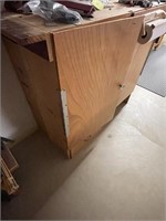 CABINET WITH PAPER TOWEL