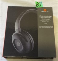 Noise Cancelling Headphones  New