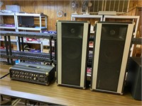 Peavey Series 260 Amp and Pair 212 Speakers