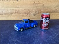 Ford wix metal truck