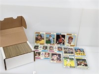 1974 Topps 300 + Cards (Dave Winfield RC) W/HOF's