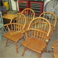 GROUP OF 4 CONTEMPORARY DINING CHAIRS