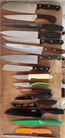Lot Of 17 Knives Many are Fillet Knives and more