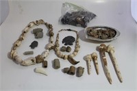 BOX OF FOSSILS AND POINTS