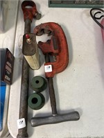 PIPE THREADER & PIPE CUTTER