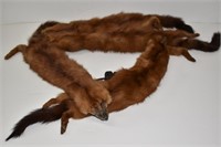 4 Full Mink Head Tail Body Stole. Mint Condition