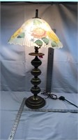 C3) METAL BASE LAMP WITH HEAVY REVERSE PAINTED