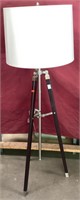 Unique, Ethan Allen Tripod Floor Lamp