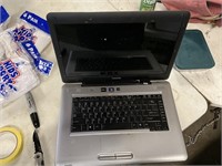 Toshiba laptop untried no charger